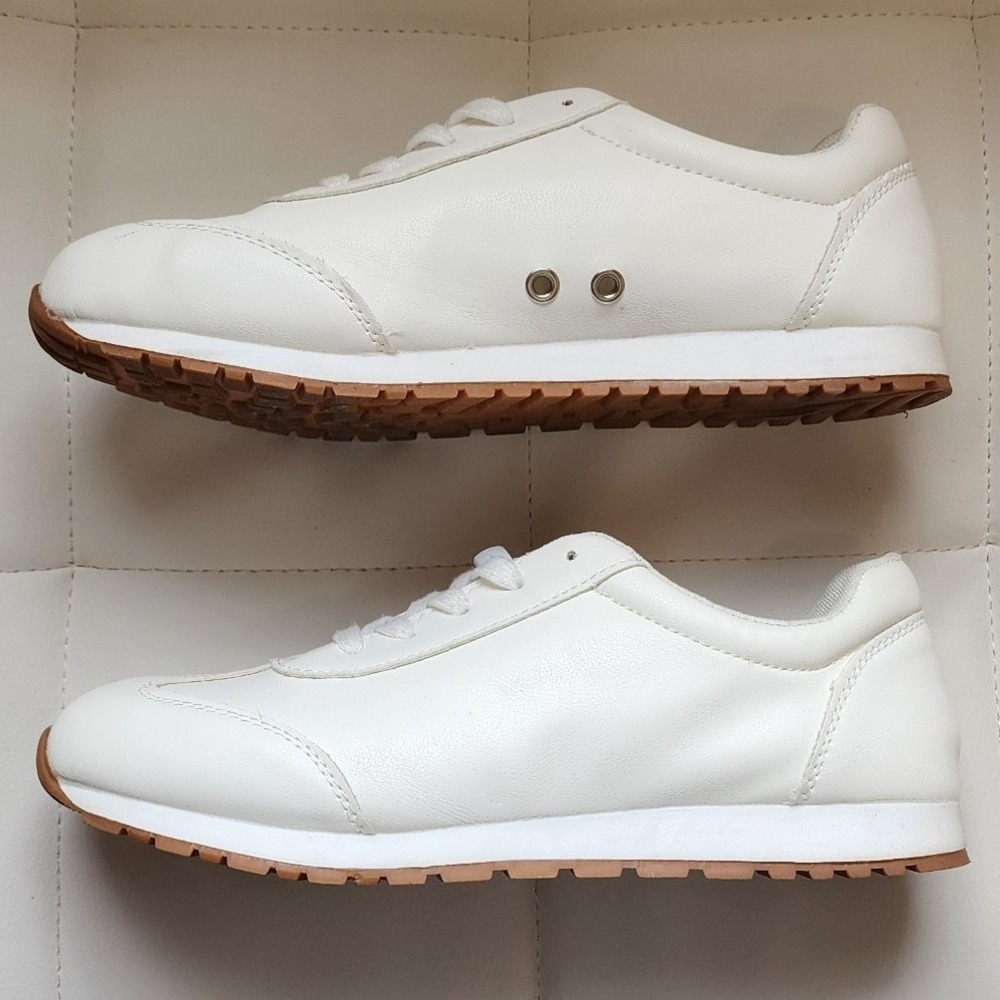 White Faux Leather Low Top Sneakers with Gum Sole and Side Grommets Womens - Picture 4 of 6